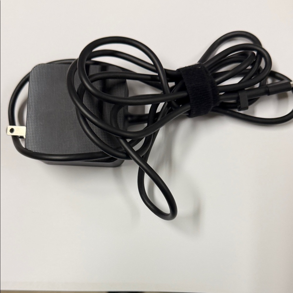 ASUS Black Power Adapter with Cable 5V~3A, 15V~3A output